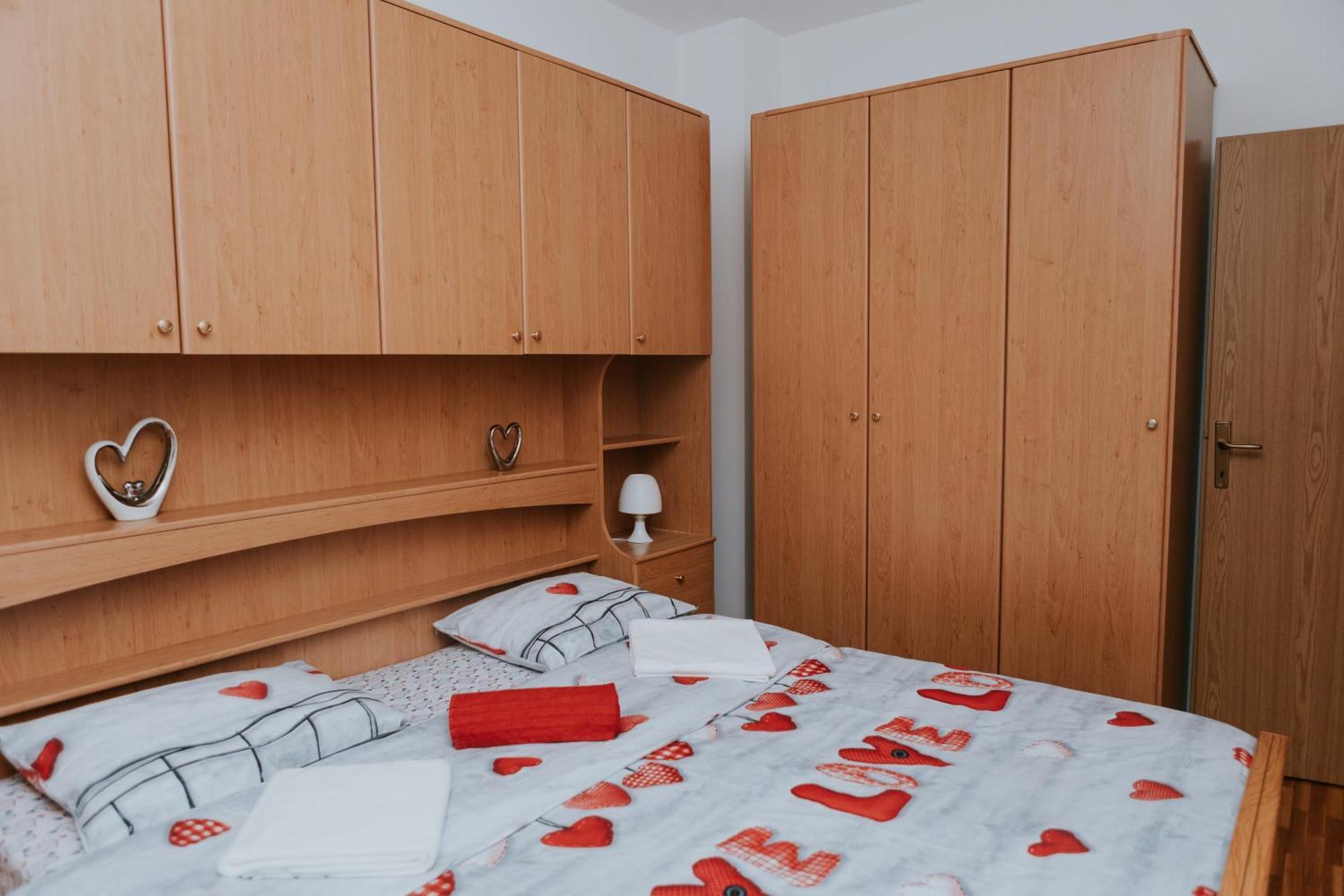 Apartman Antonio Gospić Exterior foto