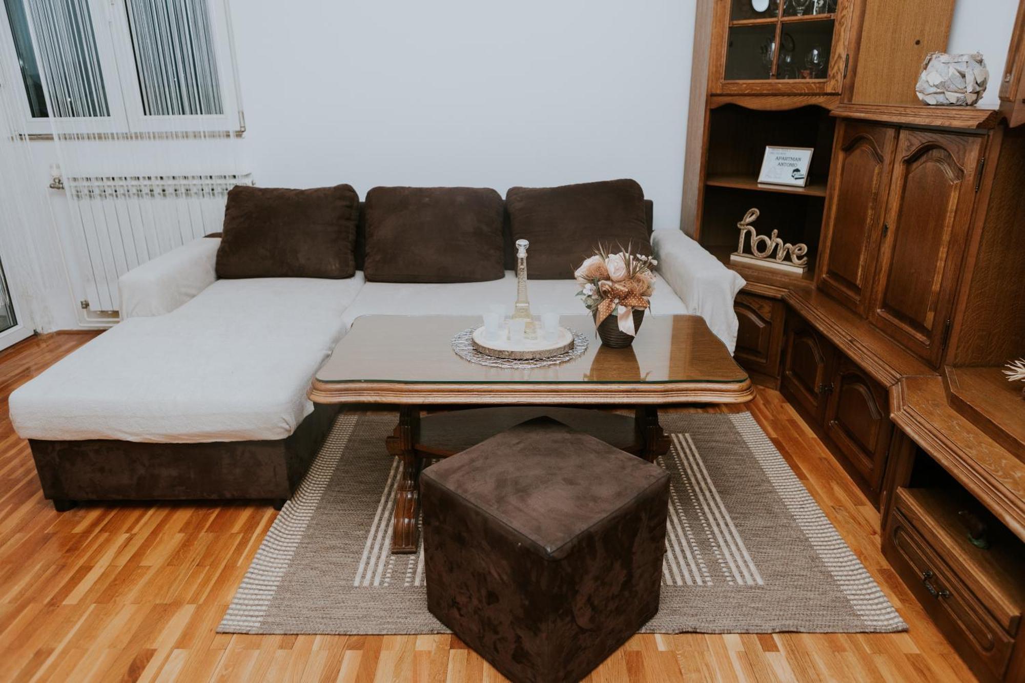 Apartman Antonio Gospić Exterior foto